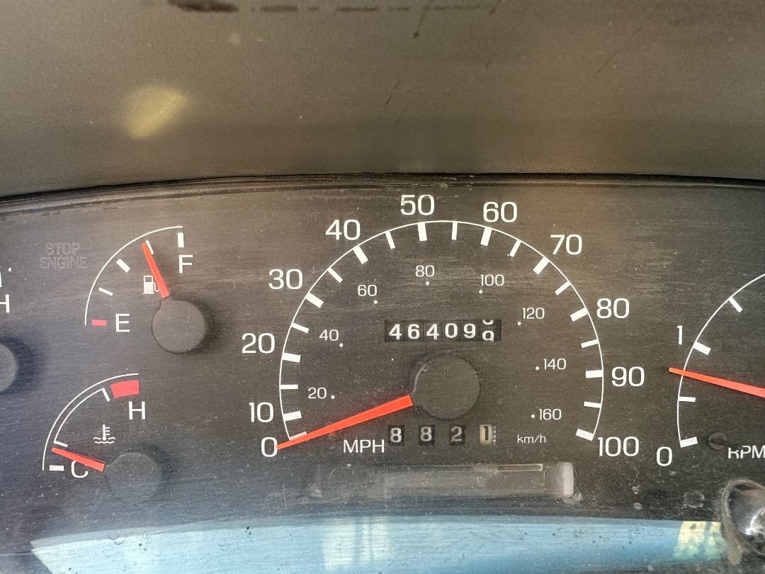 2003 FORD F650 Service Truck - Image 25